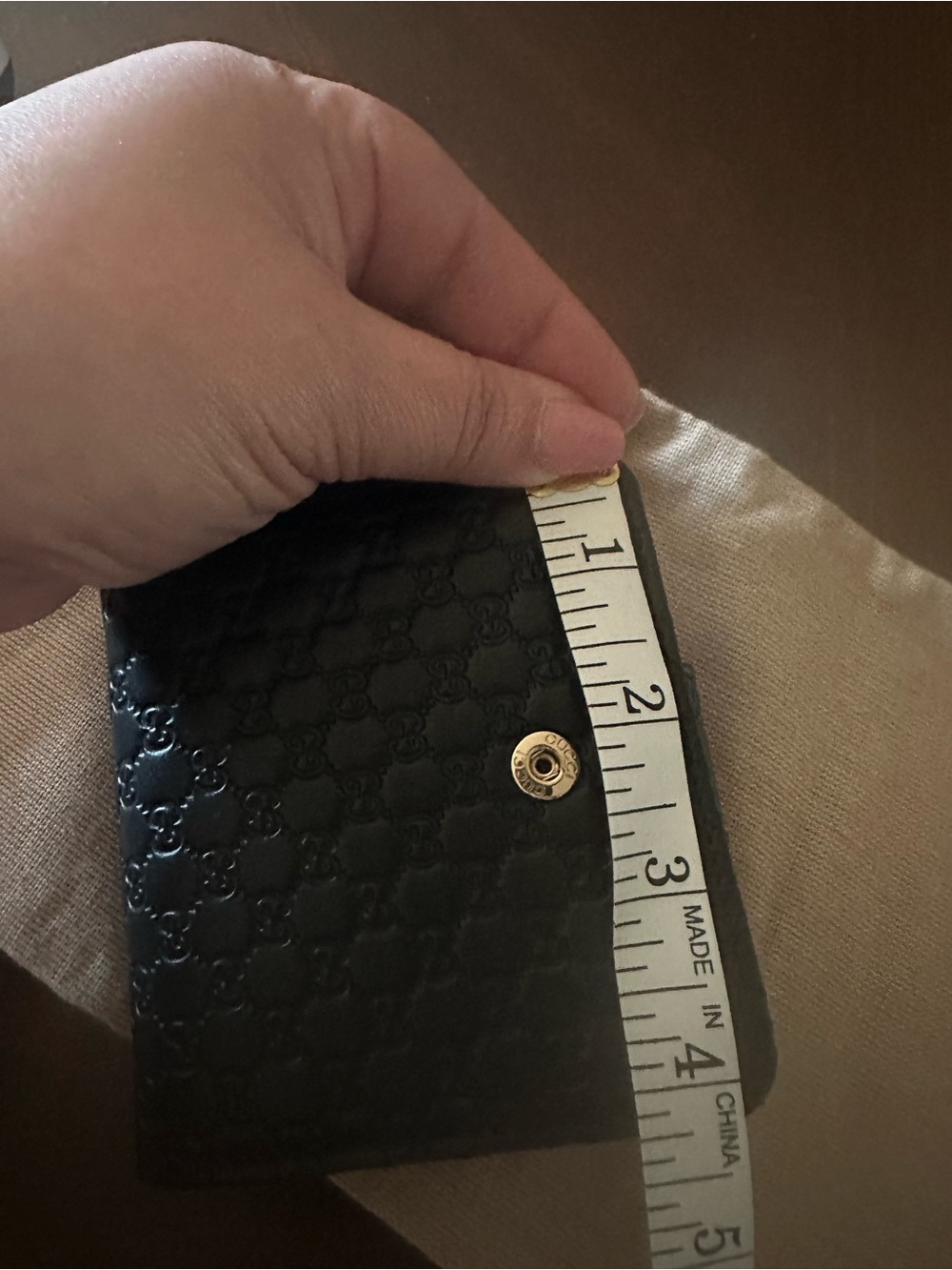 Gucci Black Embossed Leather Zip Around Wallet - Picture 14 of 16